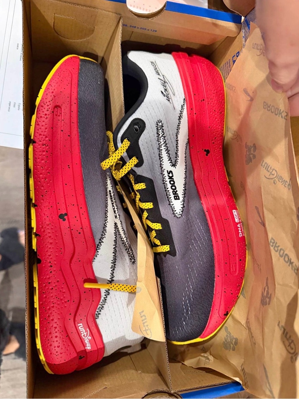 Brooks RunDisney Men’s Running Shoes - “Mickey Mouse”